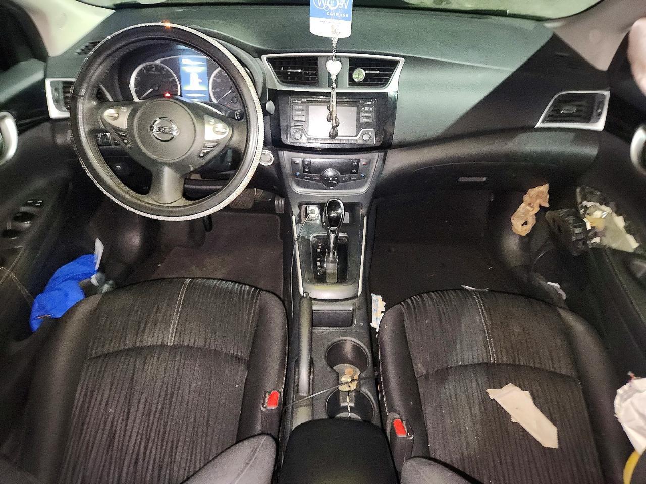 2018 Nissan Sentra Sv - zdjęcie 8