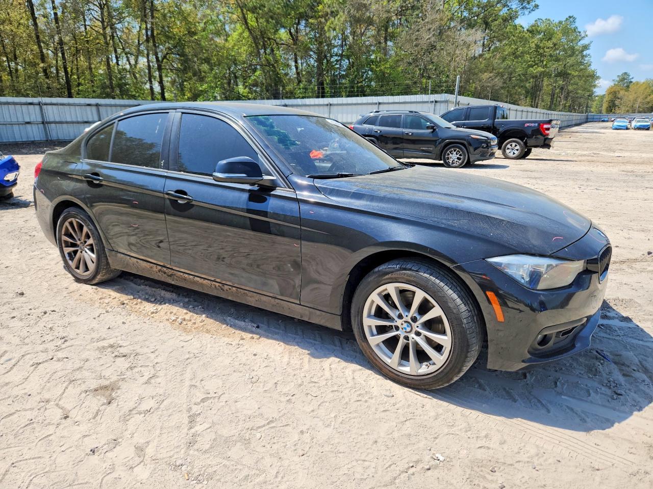 2016 BMW 320 I - zdjęcie 4