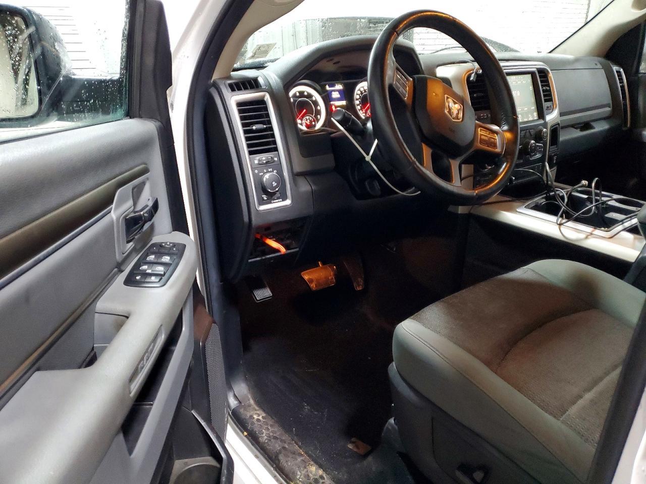 2014 Ram 1500 Slt - zdjęcie 8
