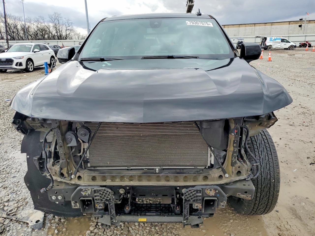 2021 Chevrolet Suburban K1500 Lt - zdjęcie 5