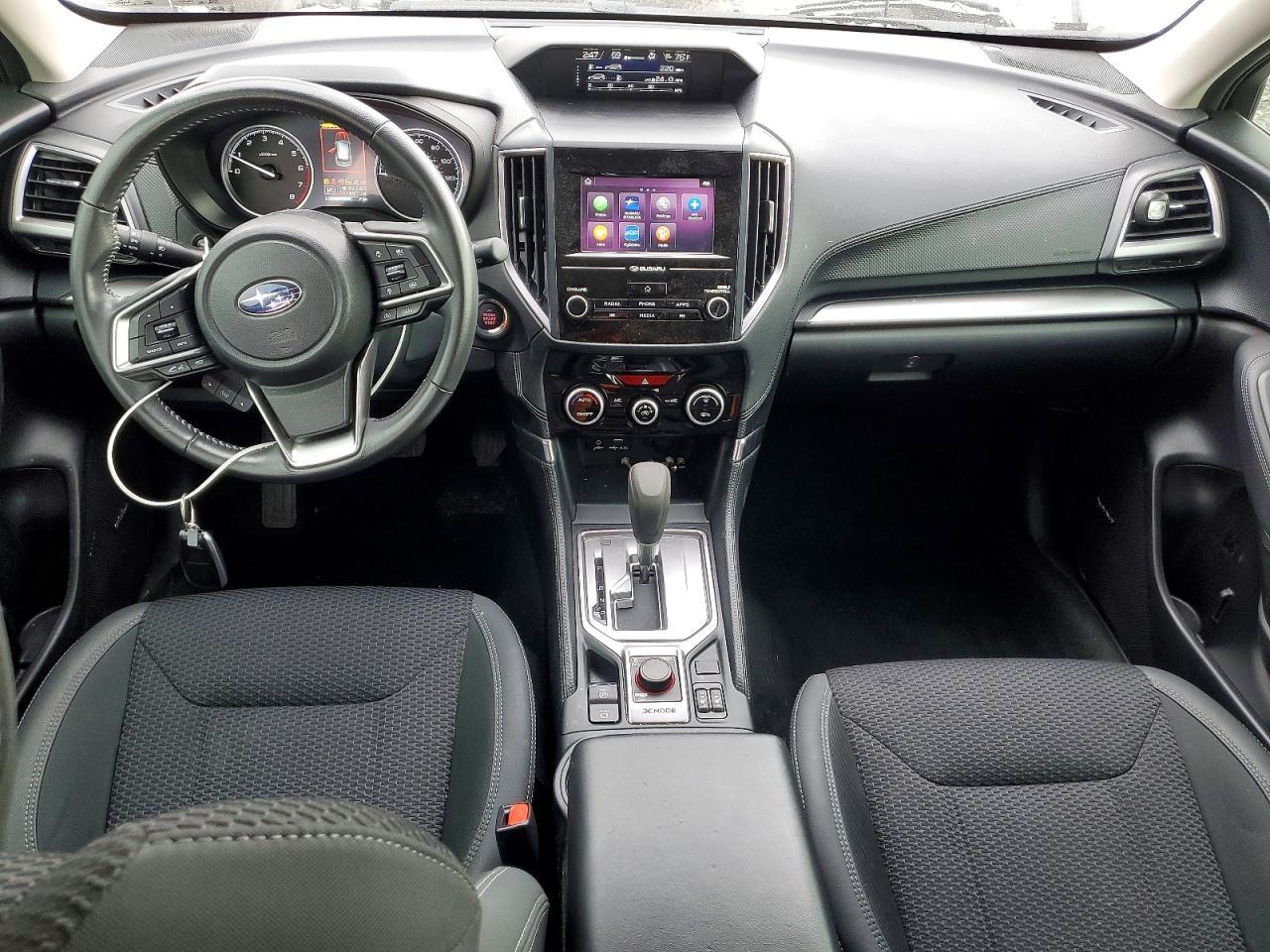 2024 Subaru Forester Premium - zdjęcie 8