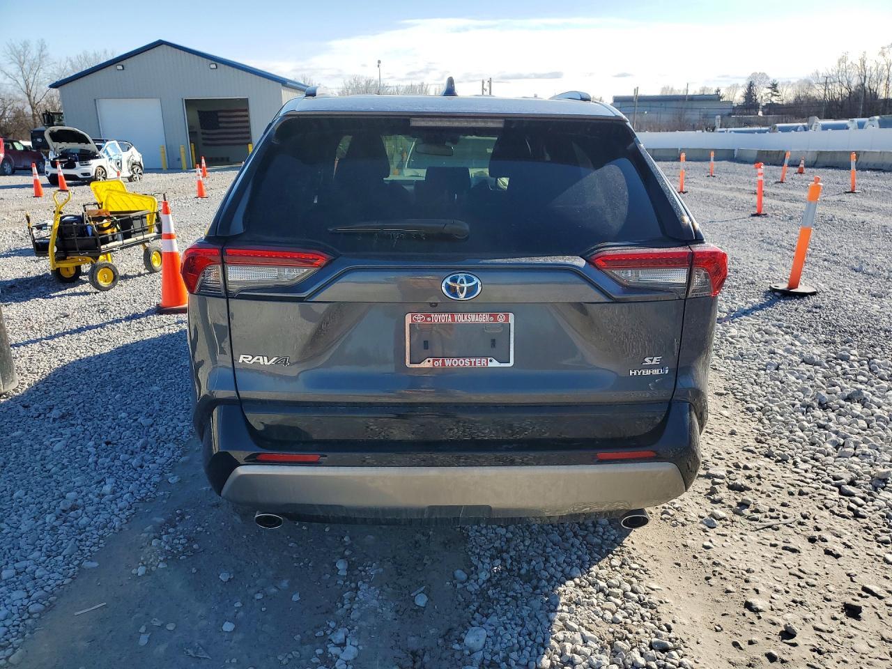 2023 Toyota Rav4 Hybrid Se - zdjęcie 6