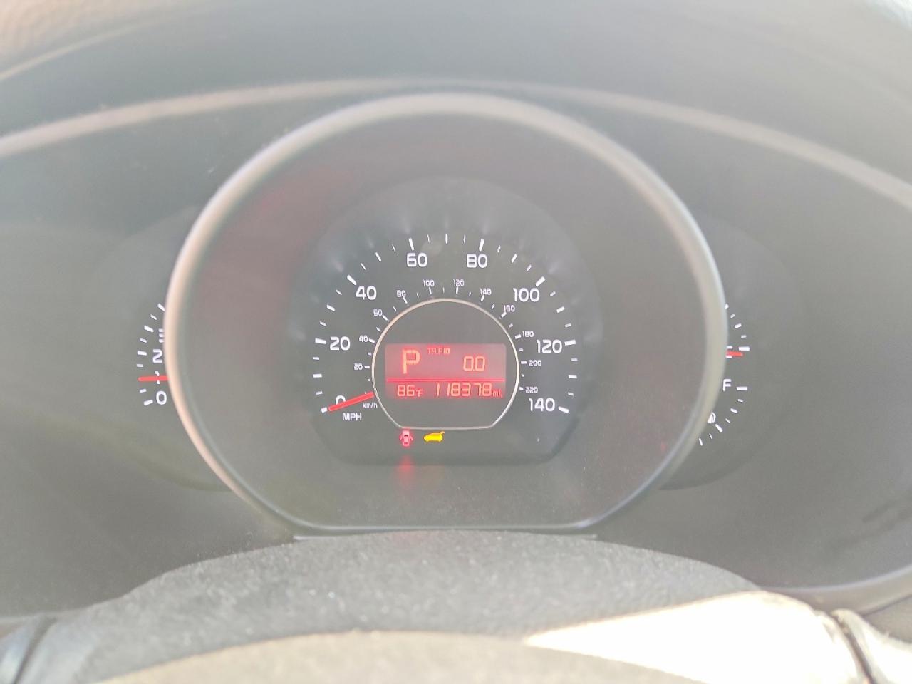 2016 Kia Soul Base - zdjęcie 9