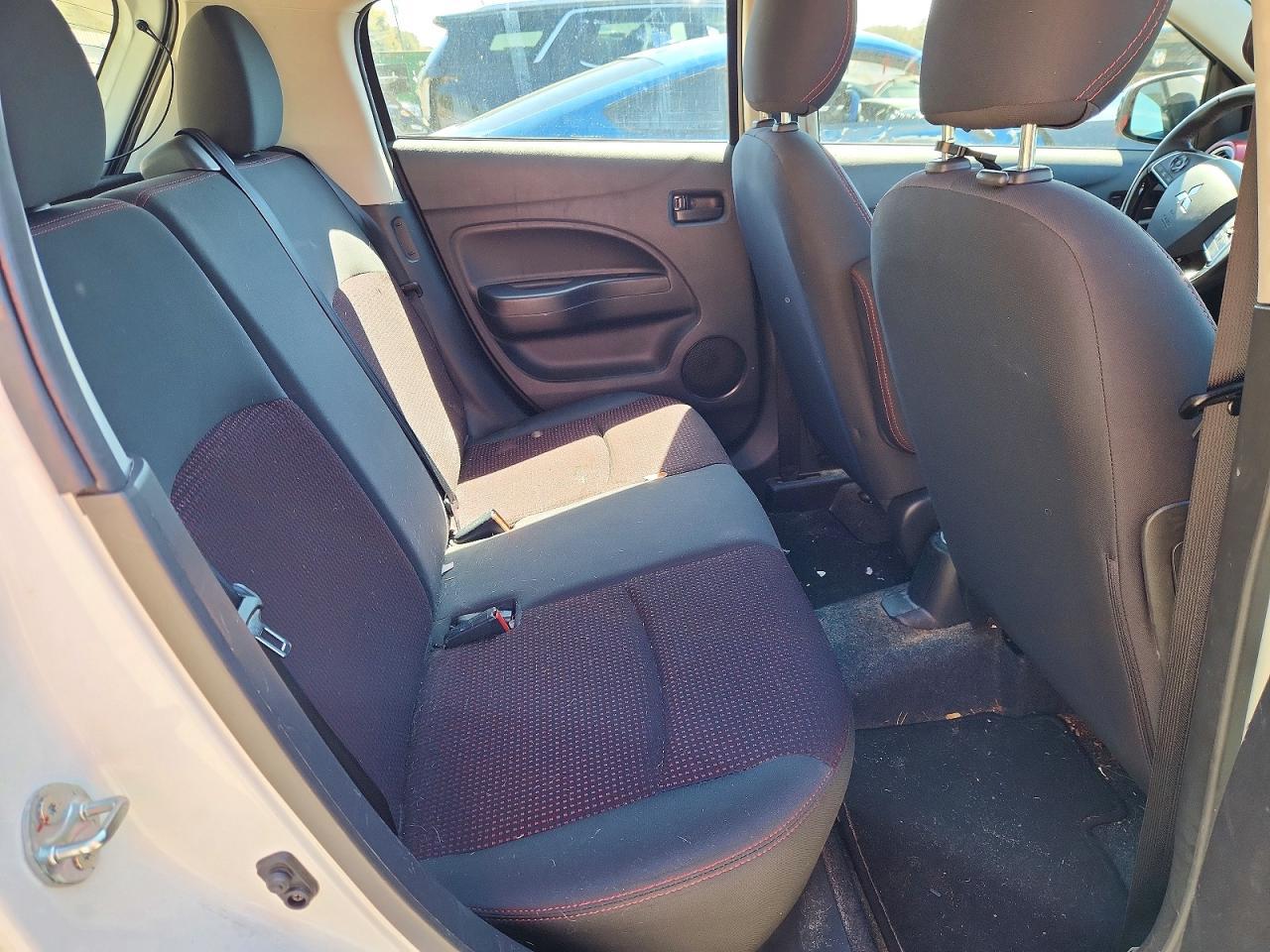 2020 Mitsubishi Mirage Le - zdjęcie 10