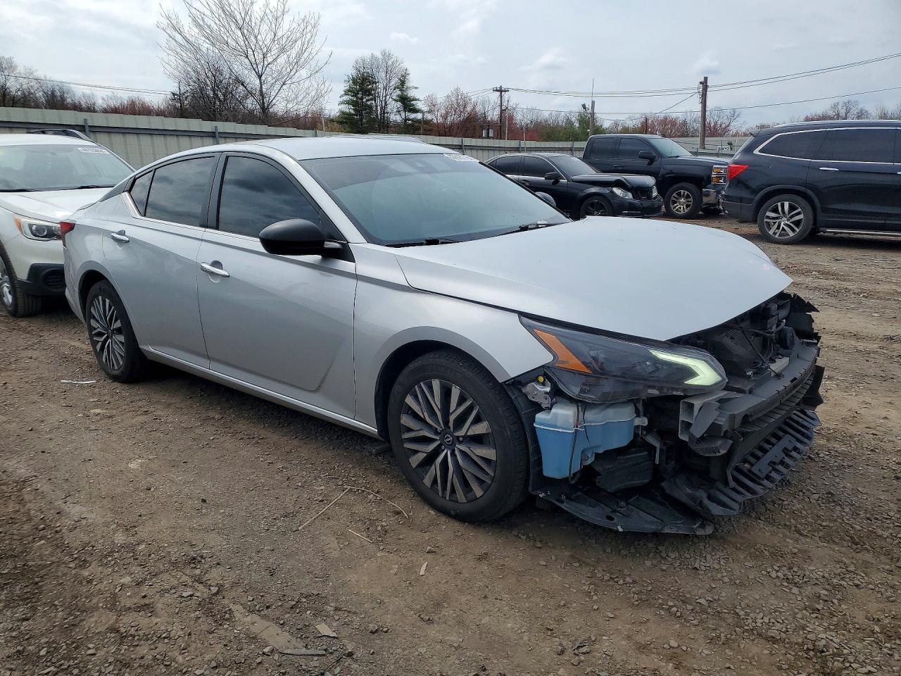 2024 Nissan Altima 2.5 Sv - zdjęcie 4