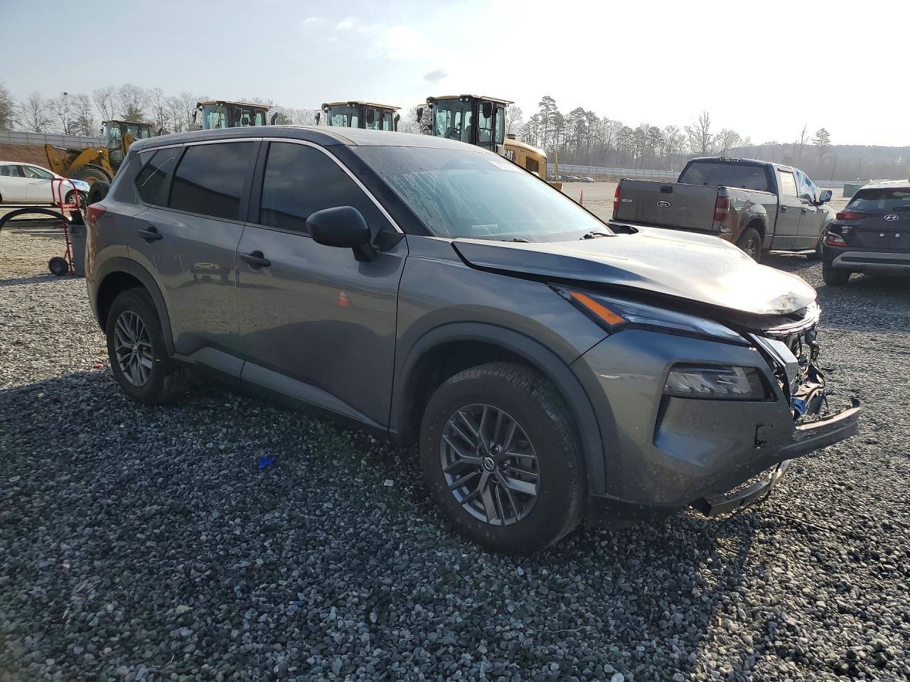 2021 Nissan Rogue S - zdjęcie 4