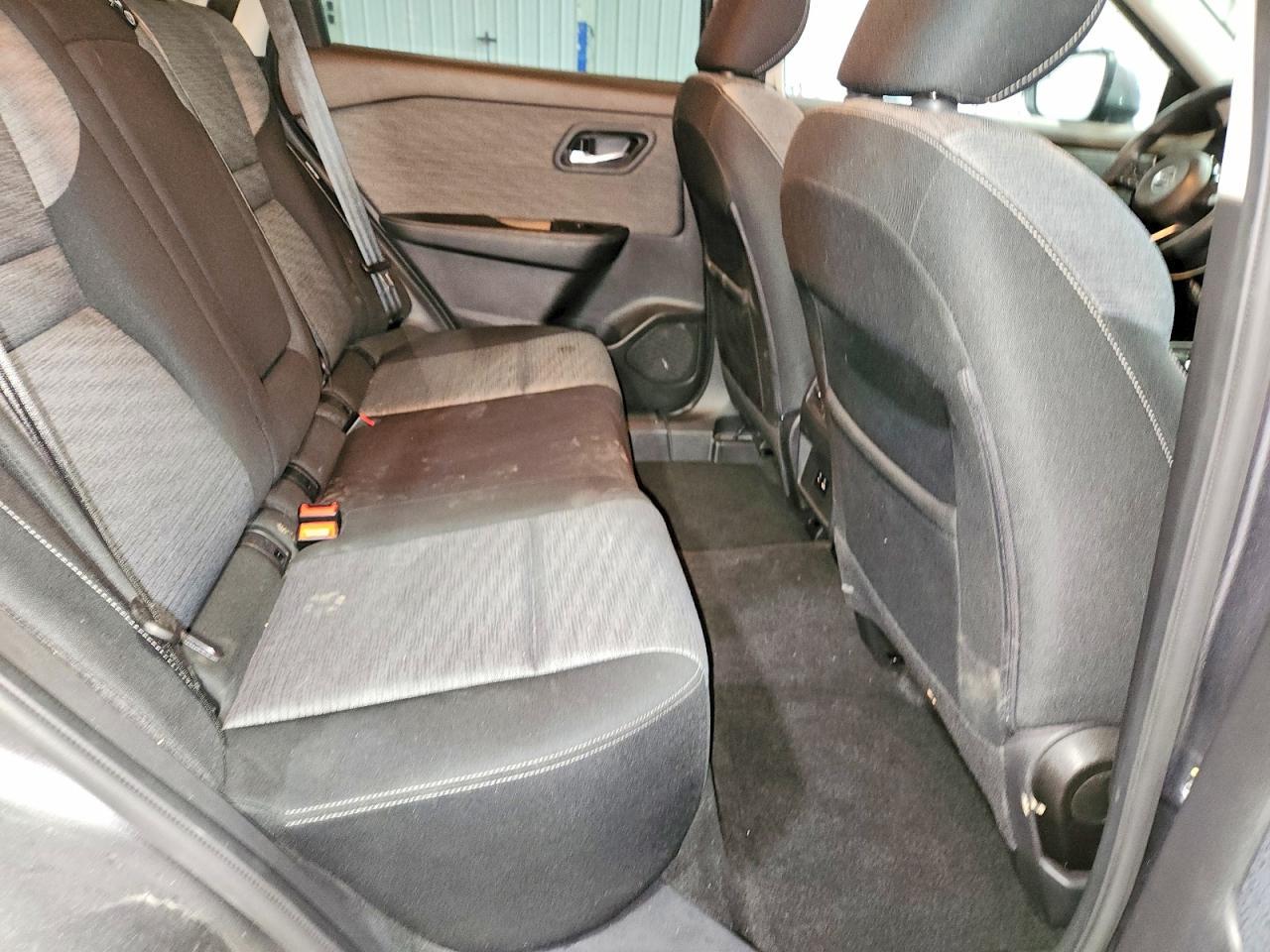 2021 Nissan Rogue Sv - zdjęcie 10