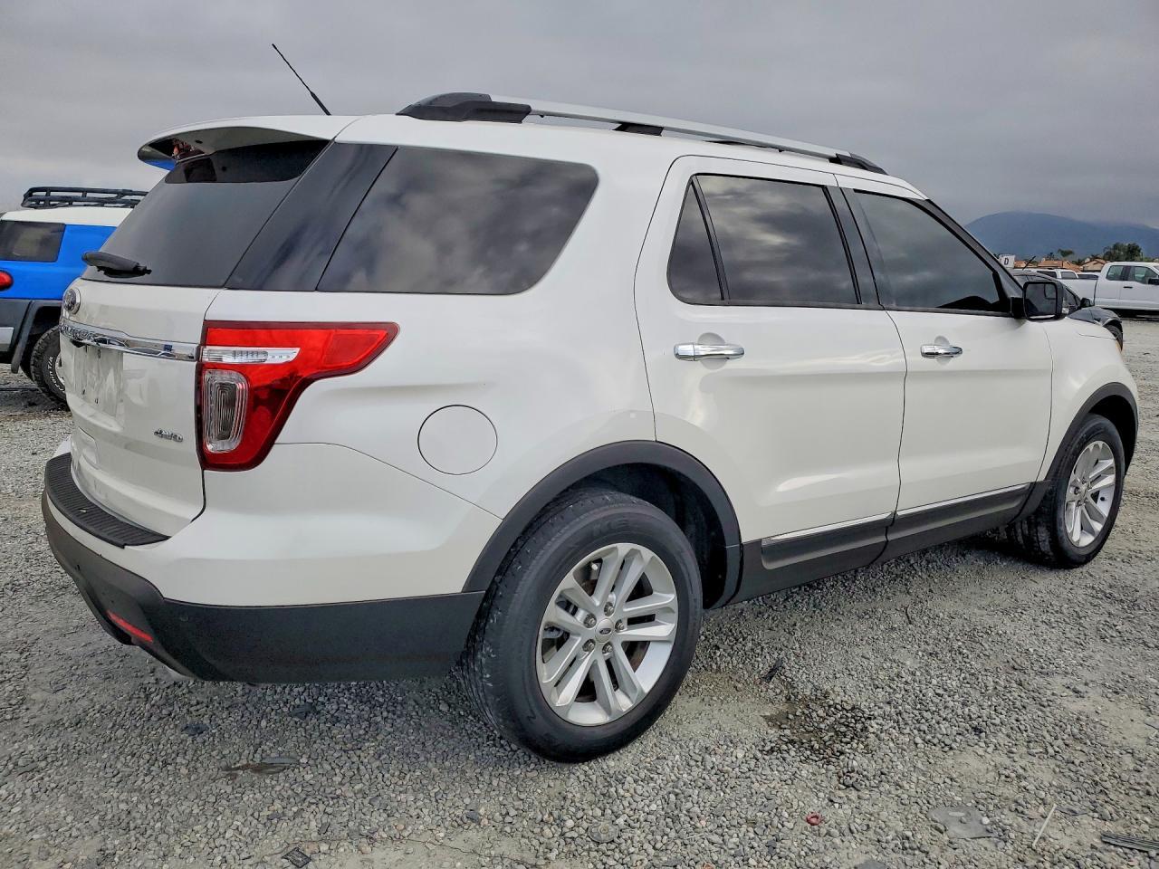 2013 Ford Explorer Xlt - zdjęcie 3