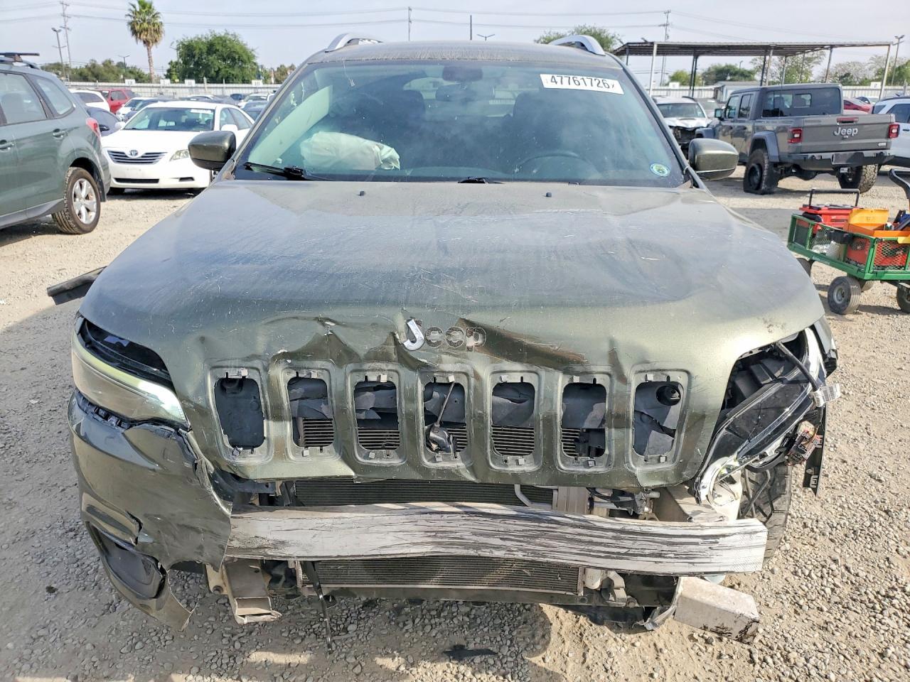 2019 Jeep Cherokee Latitude - zdjęcie 5