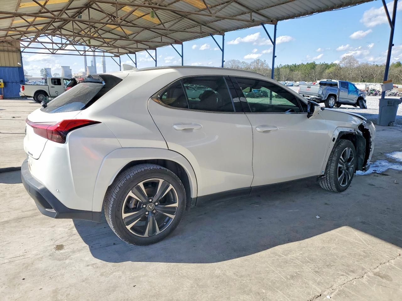 2022 Lexus Ux 200 Base - zdjęcie 3