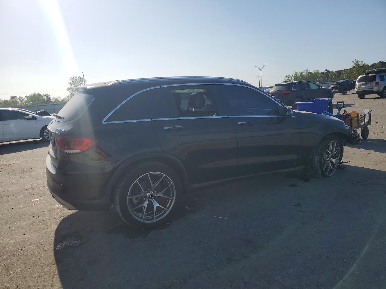 2020 Mercedes-Benz Glc 300 - zdjęcie 3