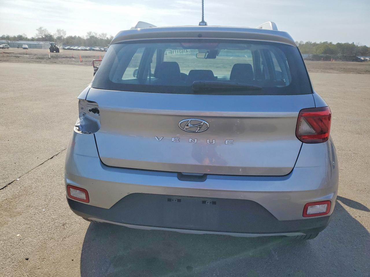 2023 Hyundai Venue Sel - zdjęcie 6