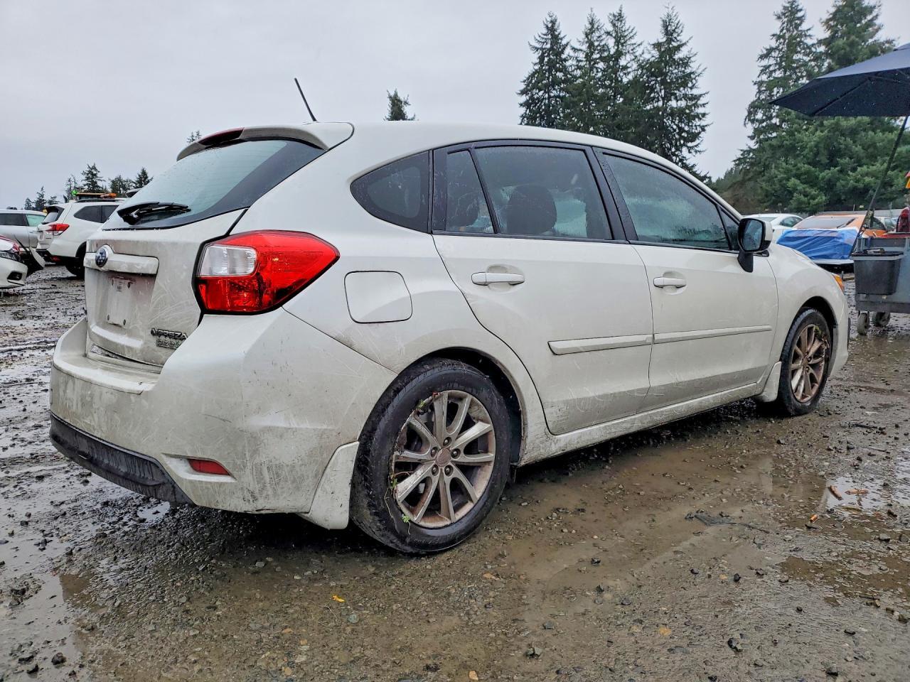 2014 Subaru Impreza Premium - zdjęcie 3