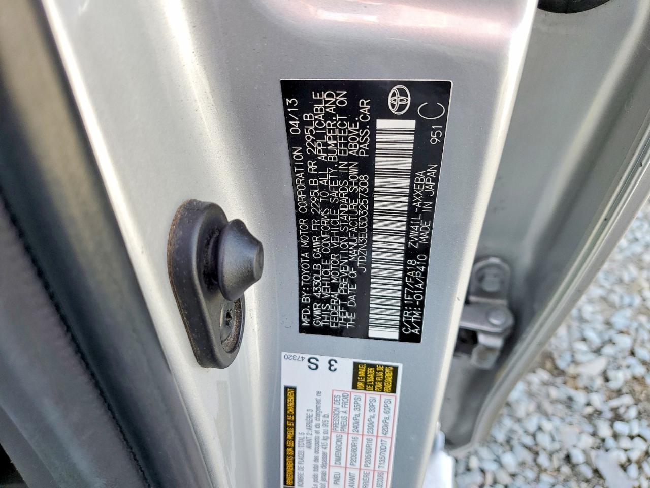 2013 Toyota Prius V Three - zdjęcie 13