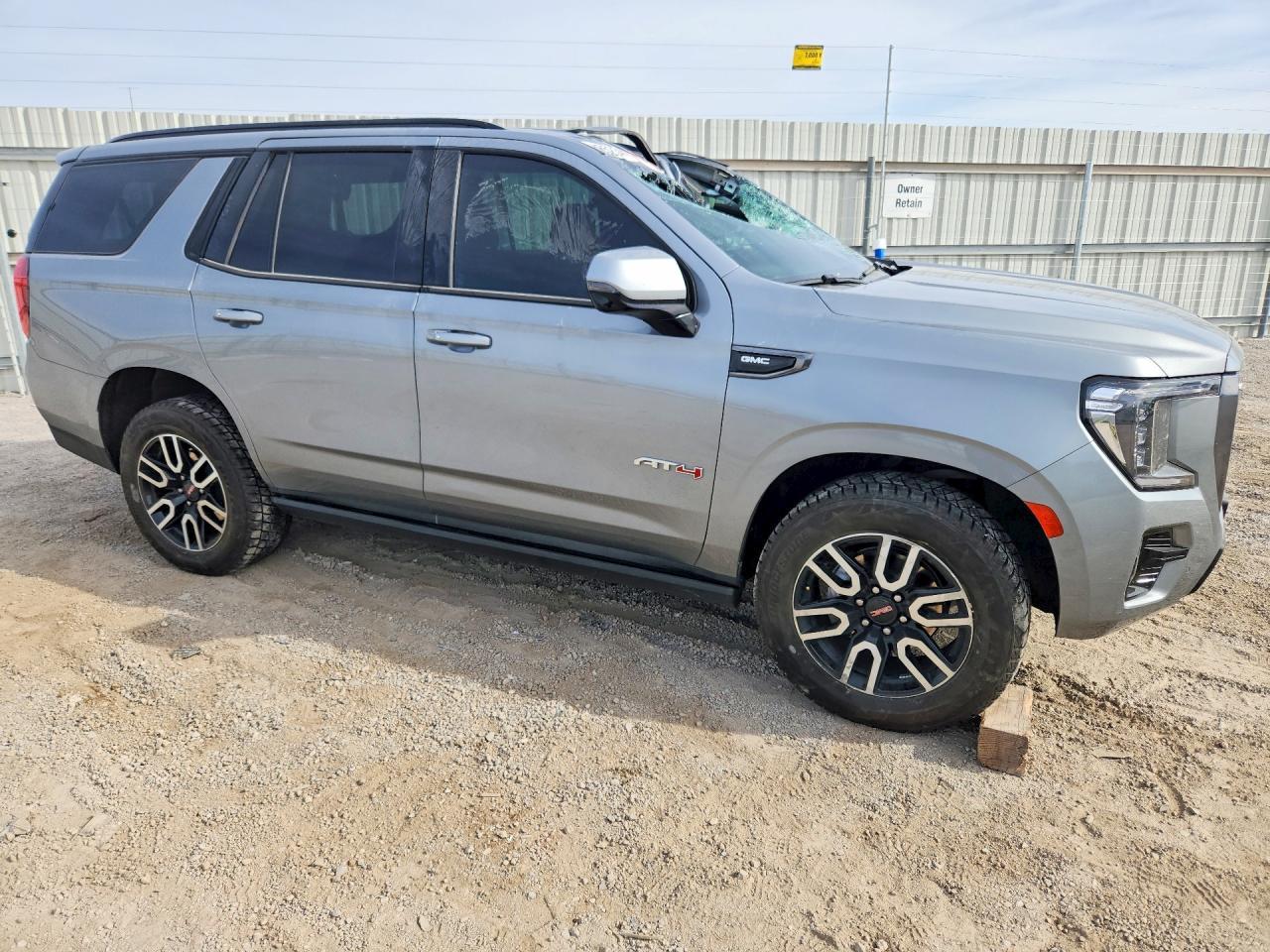 2023 GMC Yukon At4 - zdjęcie 4