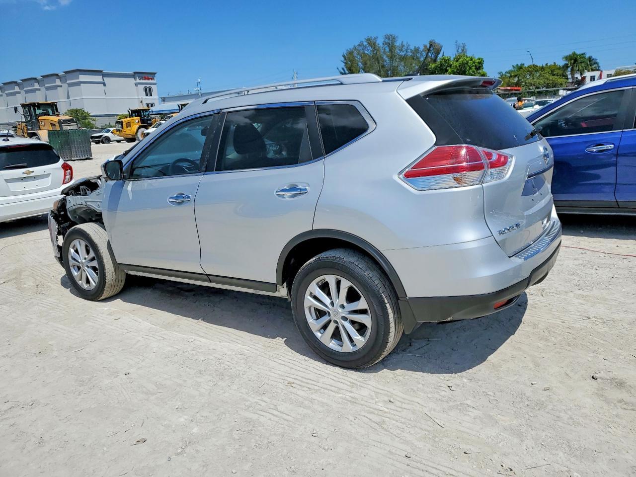 2016 Nissan Rogue Sv - zdjęcie 2