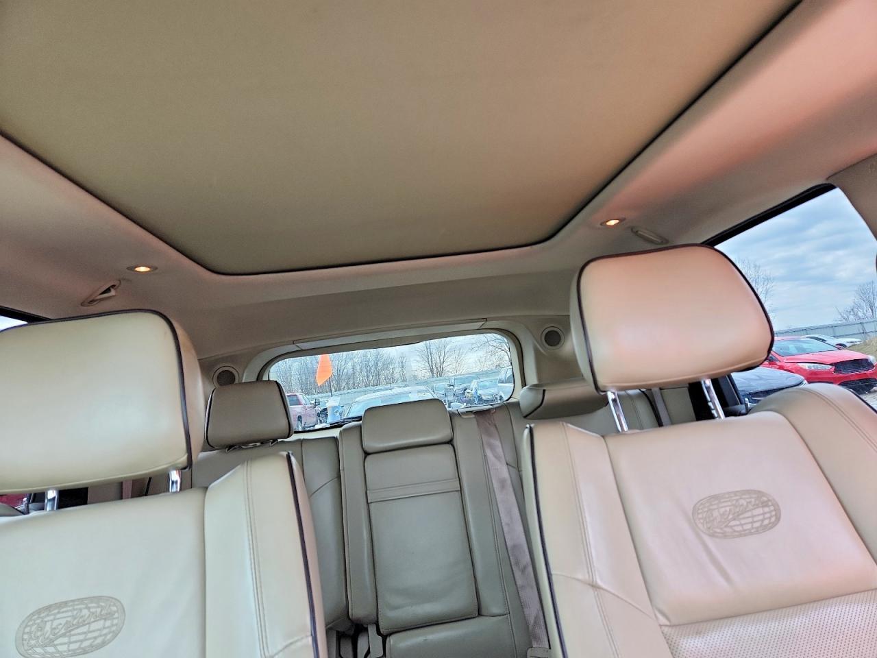 2017 Jeep Grand Cherokee Overland - zdjęcie 10