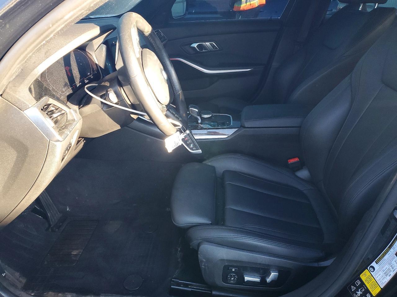 2020 BMW 330Xi - zdjęcie 7