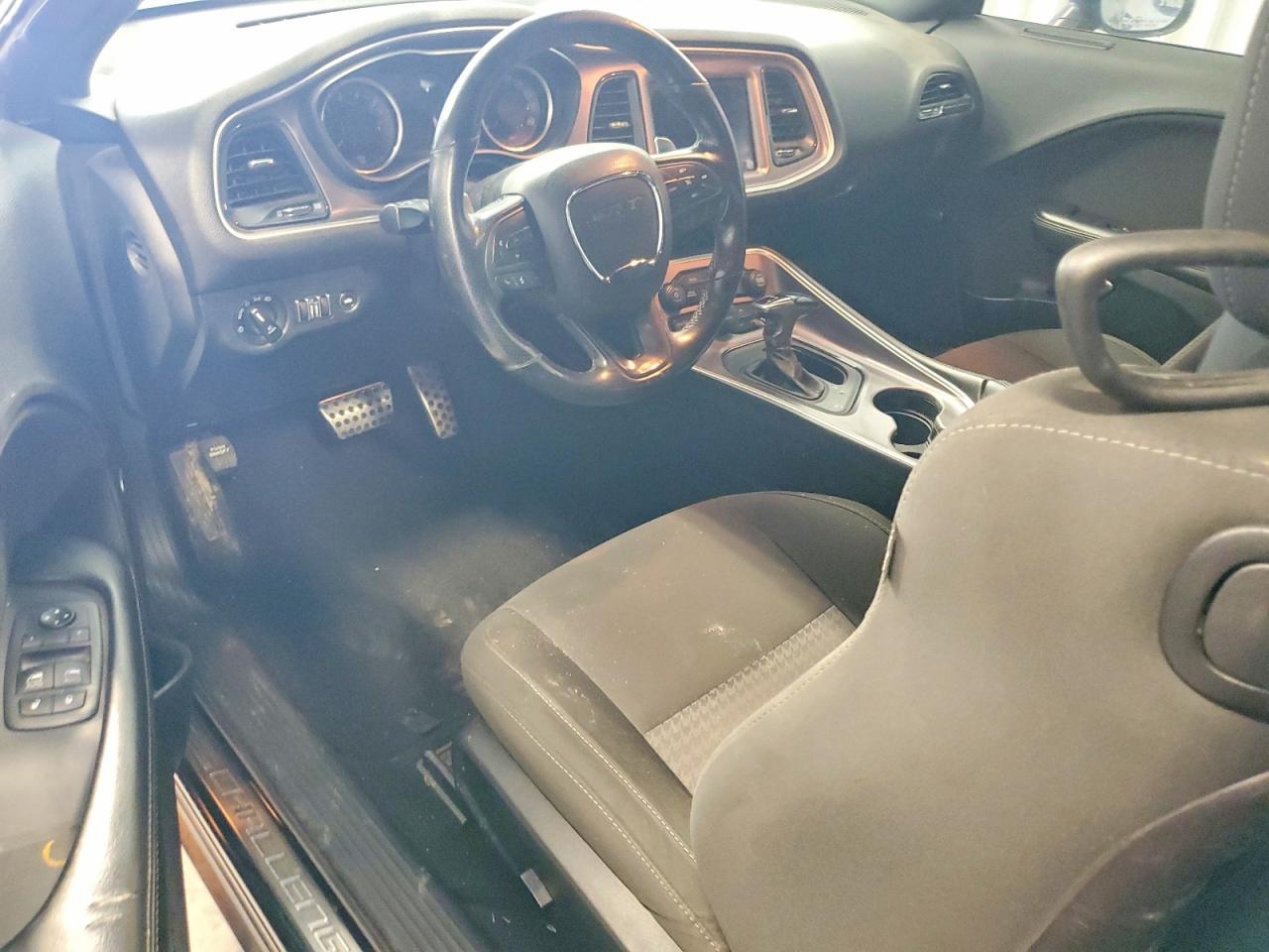 2019 Dodge Challenger R - zdjęcie 8