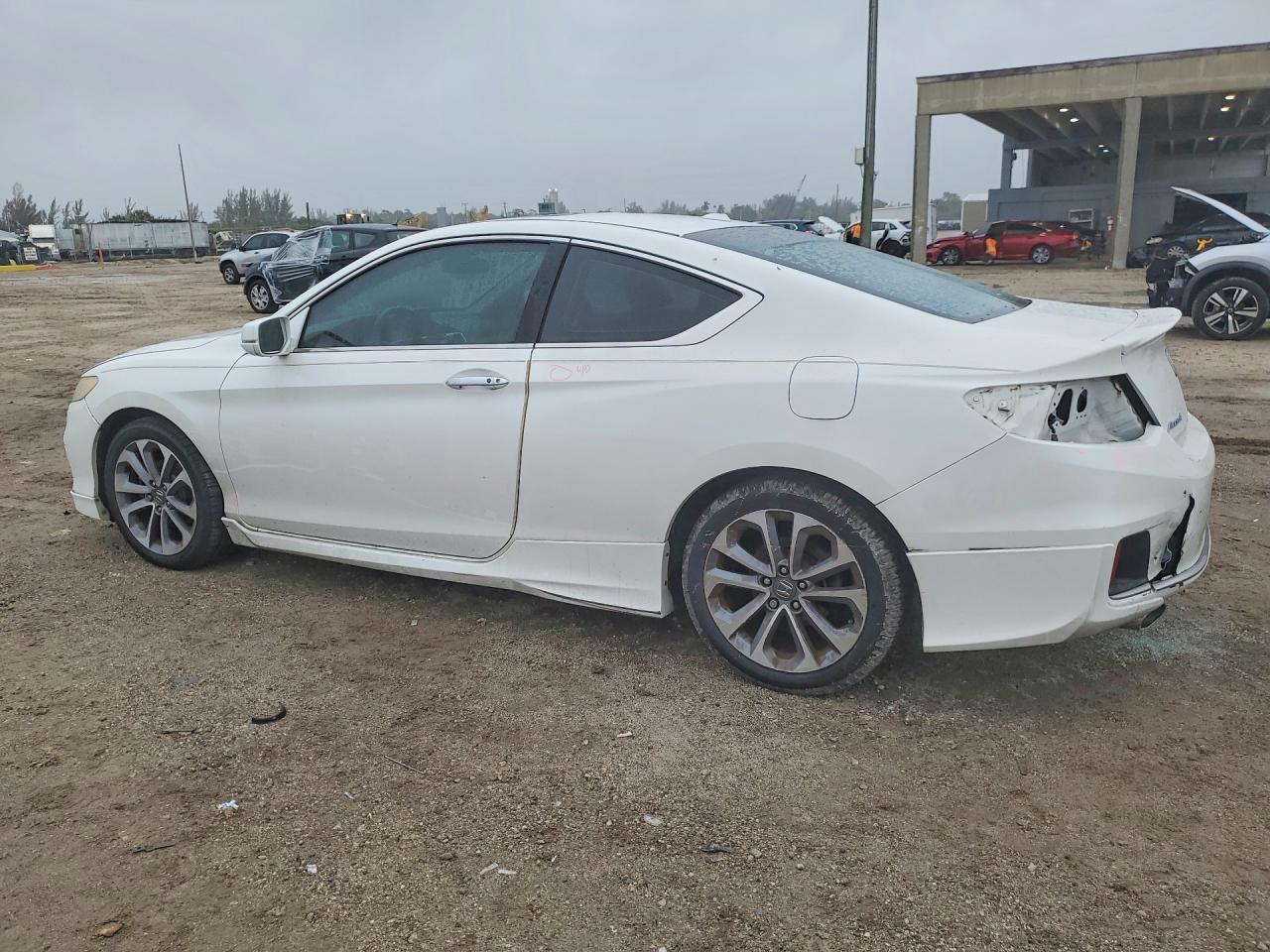 Honda Accord - zdjęcie 2