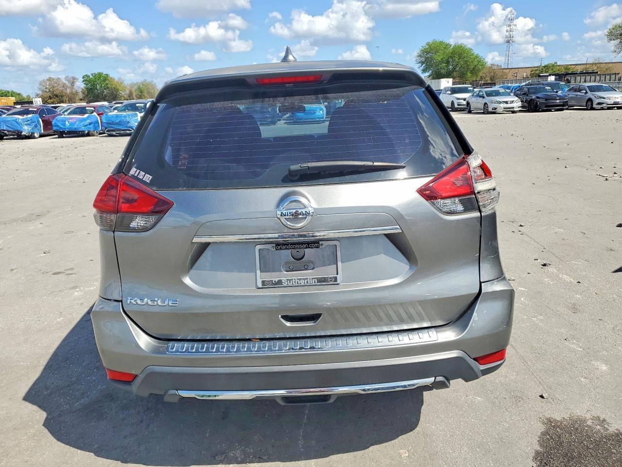 2018 Nissan Rogue S - zdjęcie 6