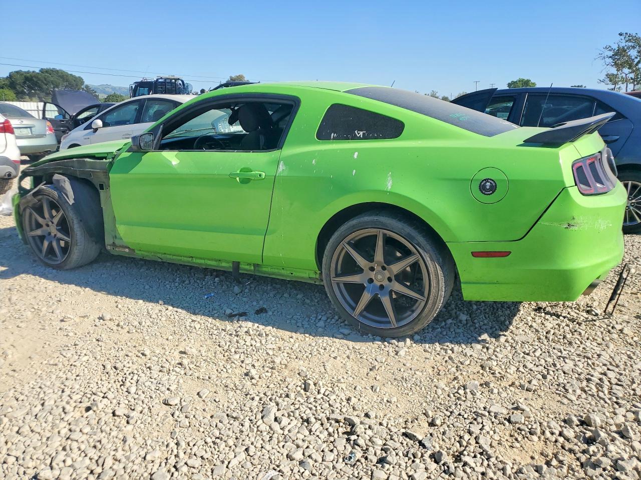 2013 Ford Mustang - zdjęcie 2