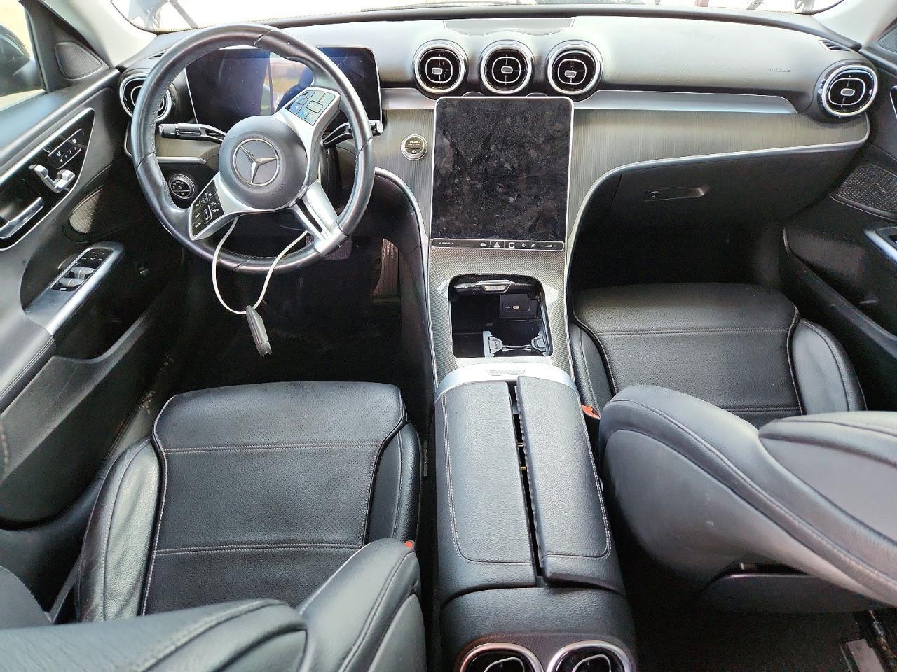 2022 Mercedes-Benz C 300 - zdjęcie 8