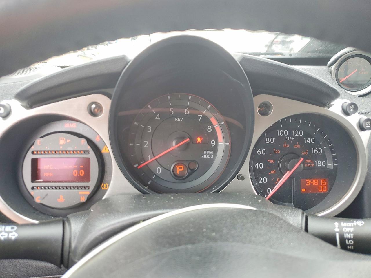 2015 Nissan 370Z Base - zdjęcie 9