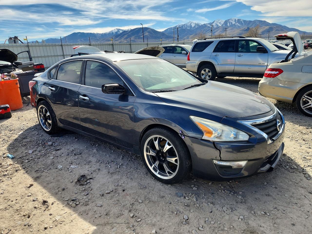 2013 Nissan Altima - zdjęcie 4