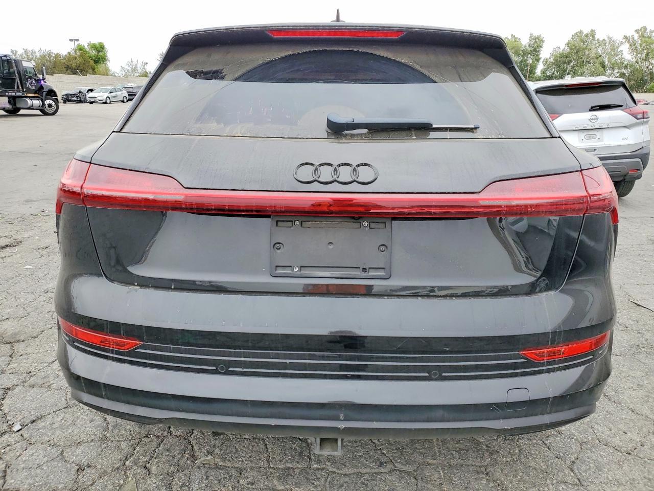 2021 Audi E-Tron Premium Plus - zdjęcie 6