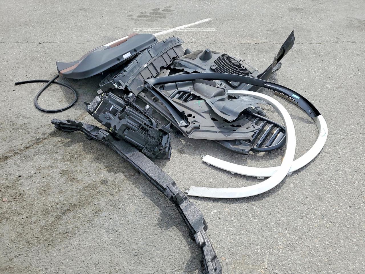 2025 BMW X5 xDrive50E - zdjęcie 12