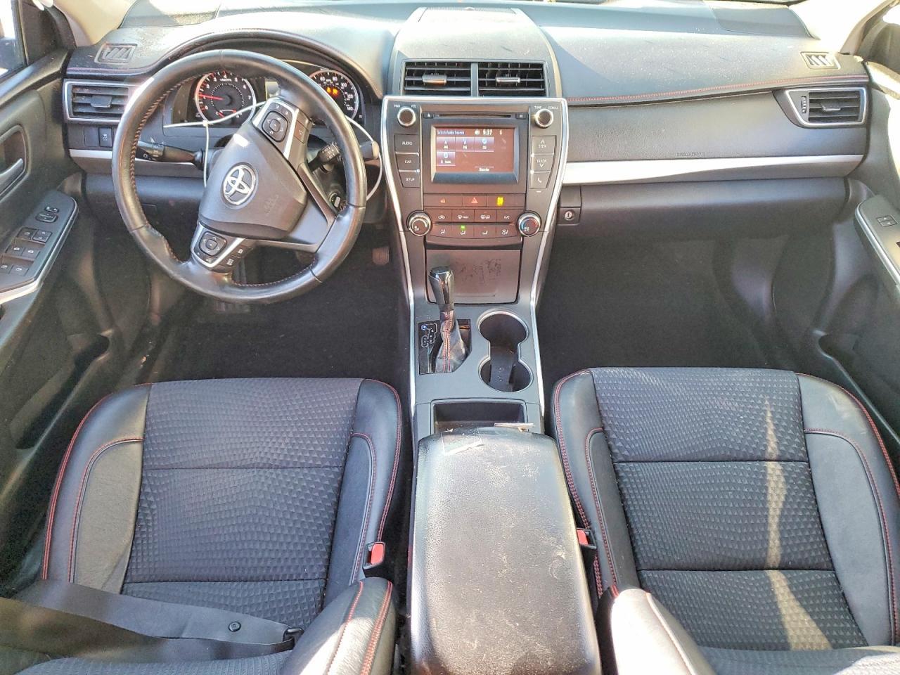 2015 Toyota Camry Se - zdjęcie 8