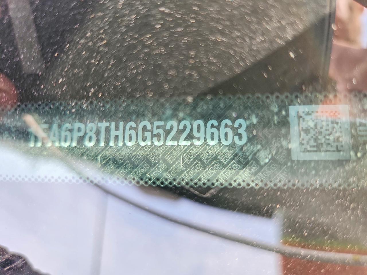 2016 Ford Mustang - zdjęcie 12