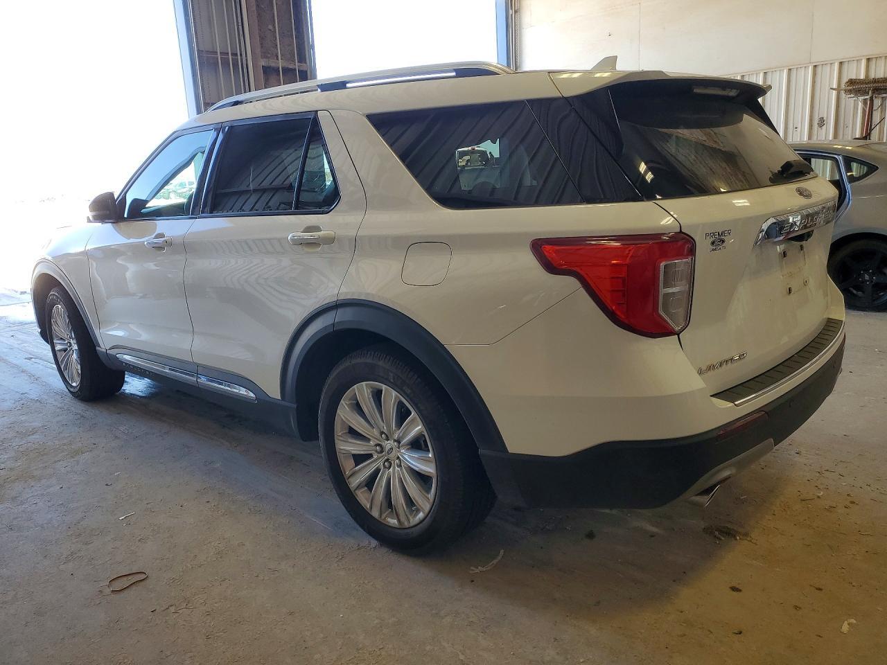 2022 Ford Explorer Limited - zdjęcie 2