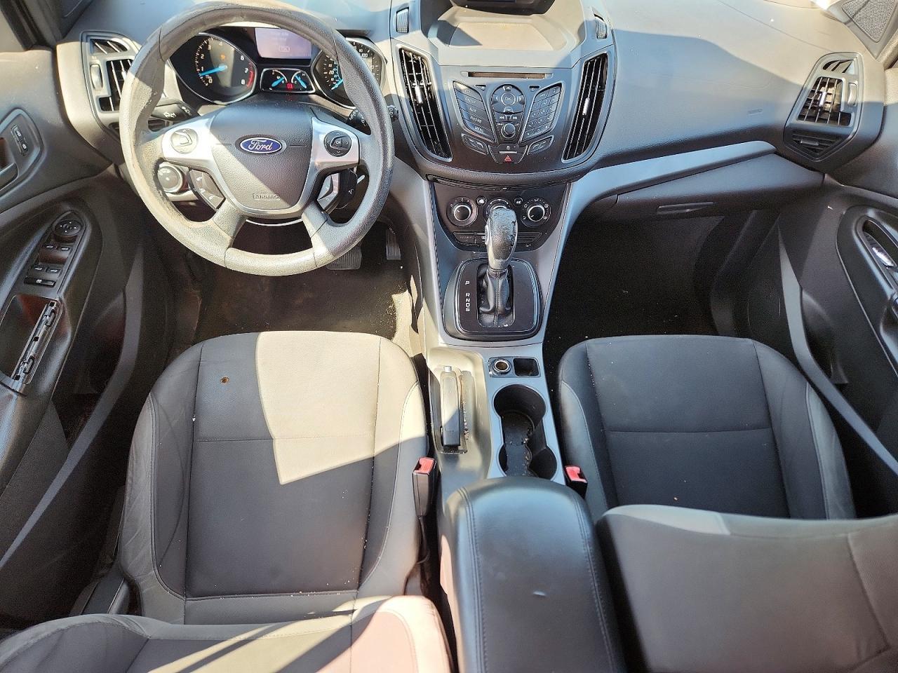 2013 Ford Escape S - zdjęcie 8