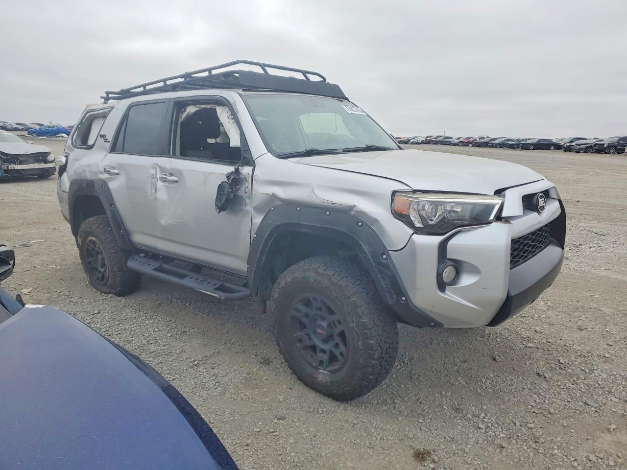 2016 Toyota 4Runner Sr5 - zdjęcie 4