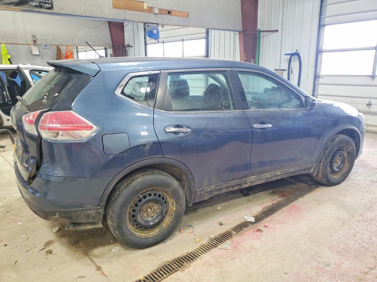 2014 Nissan Rogue S - zdjęcie 3