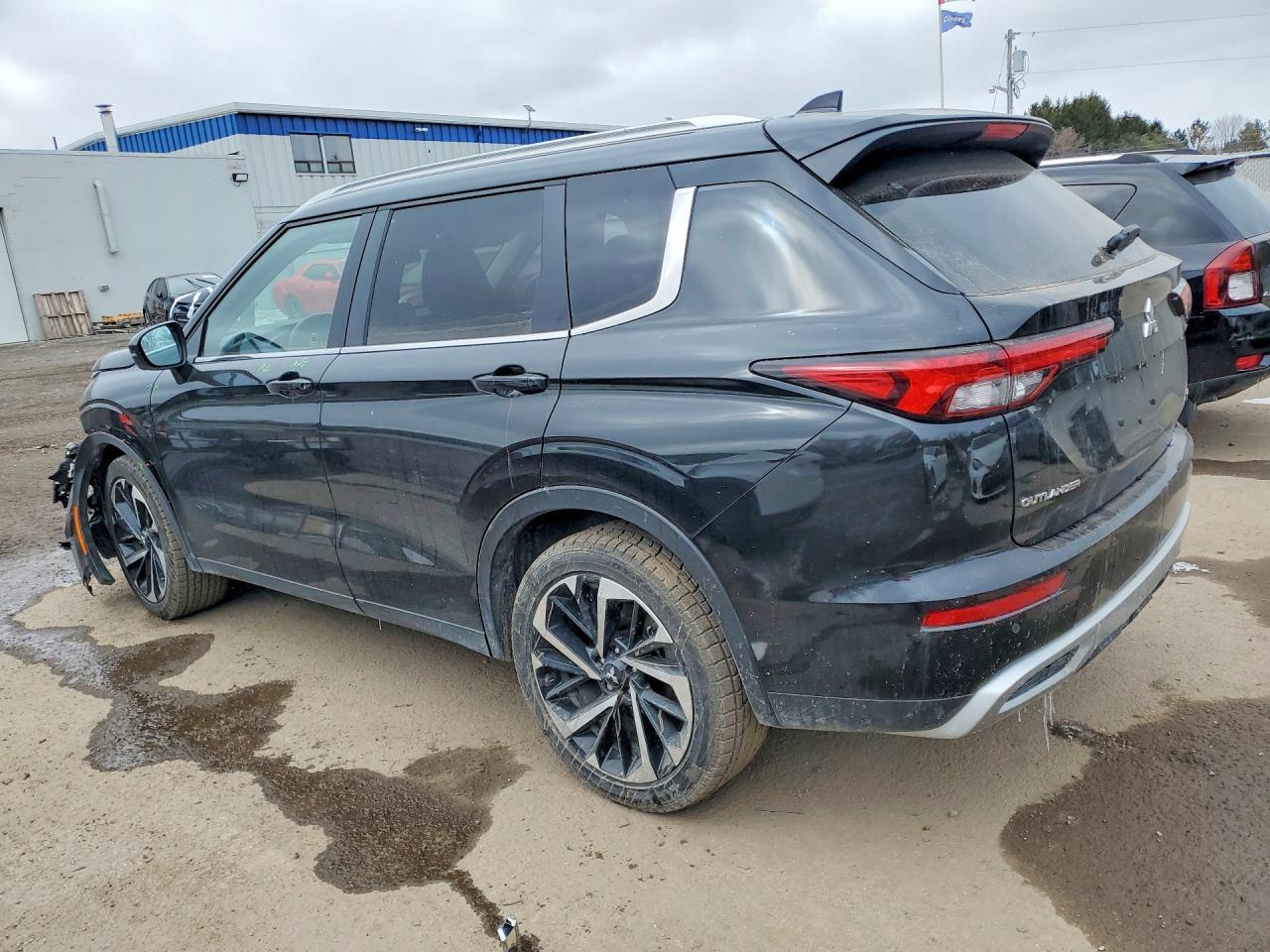 2024 Mitsubishi Outlander Se - zdjęcie 2