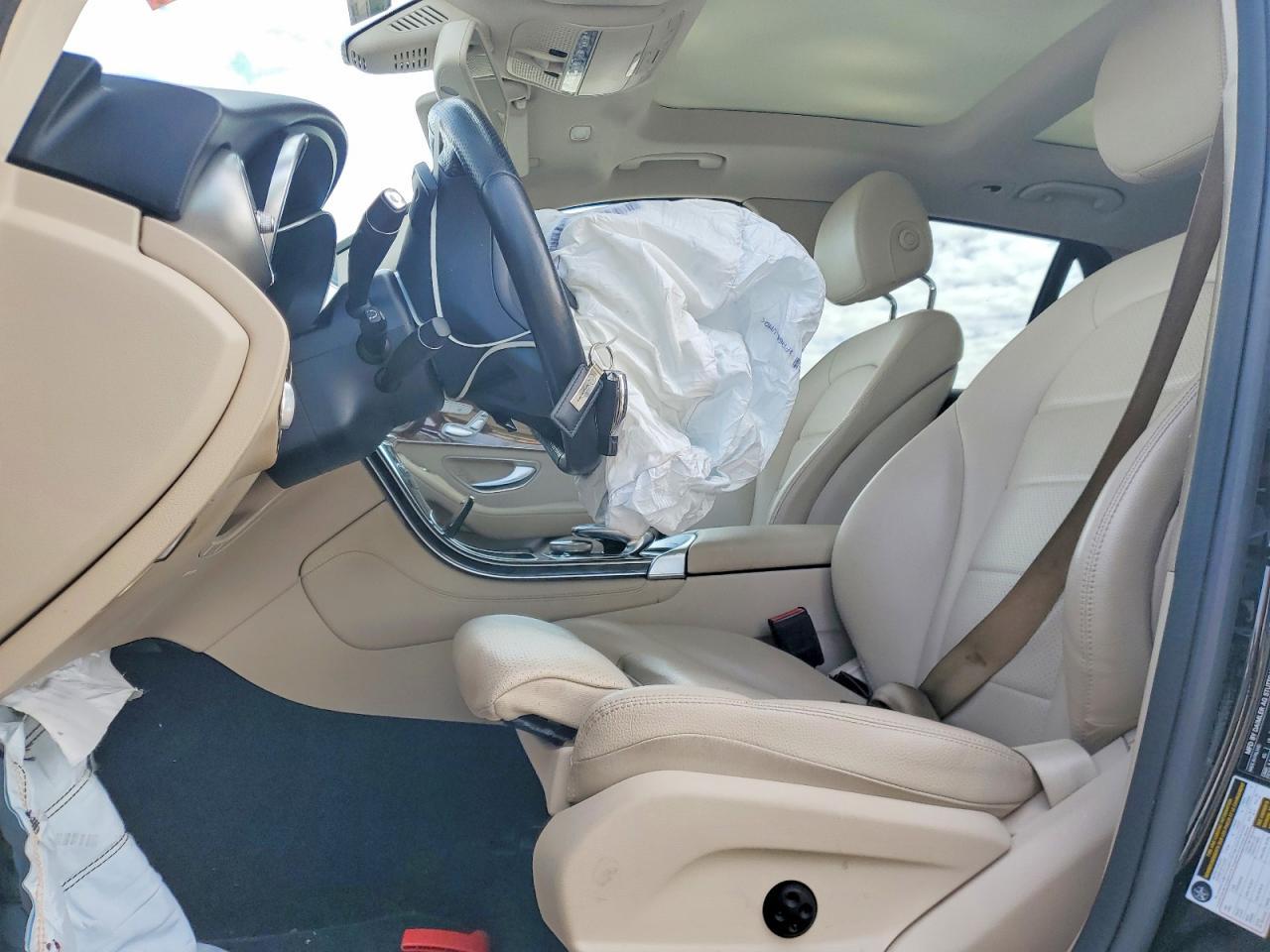 2019 Mercedes-Benz Glc 300 4Matic - zdjęcie 7
