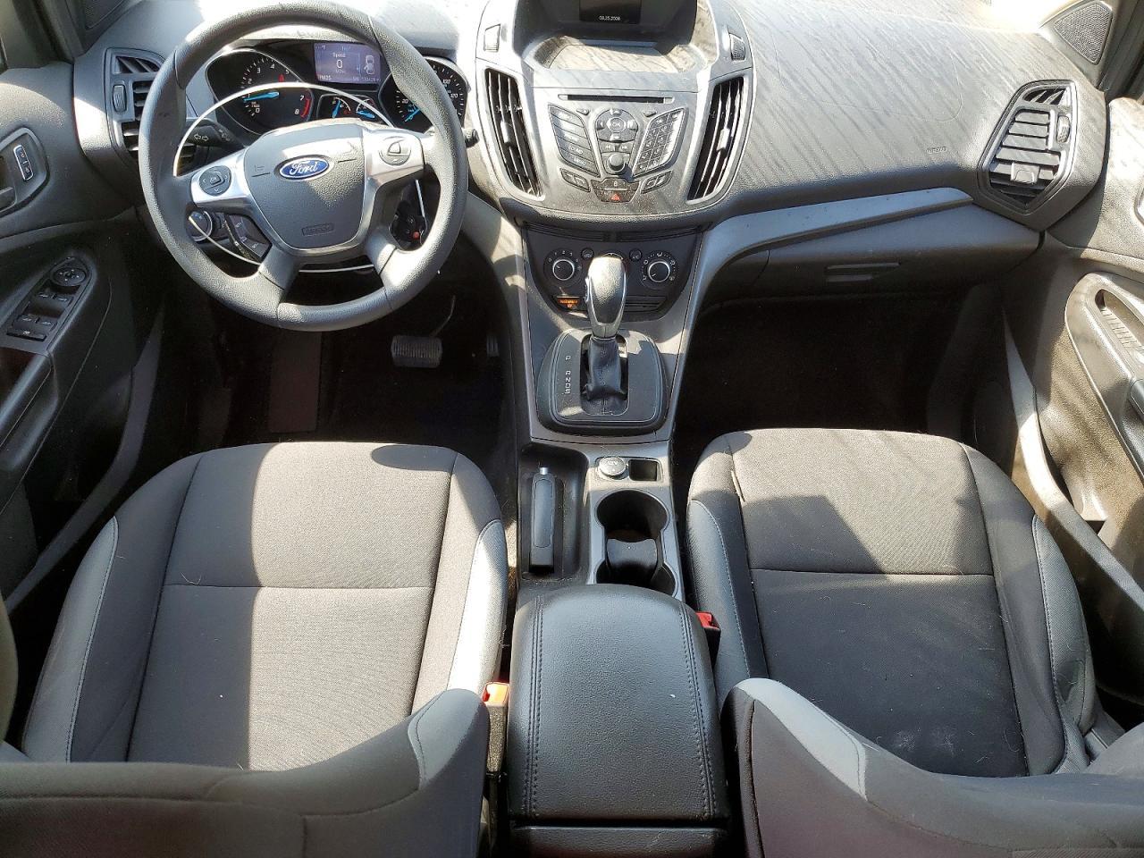 2015 Ford Escape S - zdjęcie 8