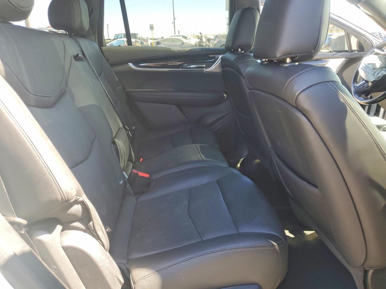 2022 Cadillac Xt6 Premium Luxury - zdjęcie 11