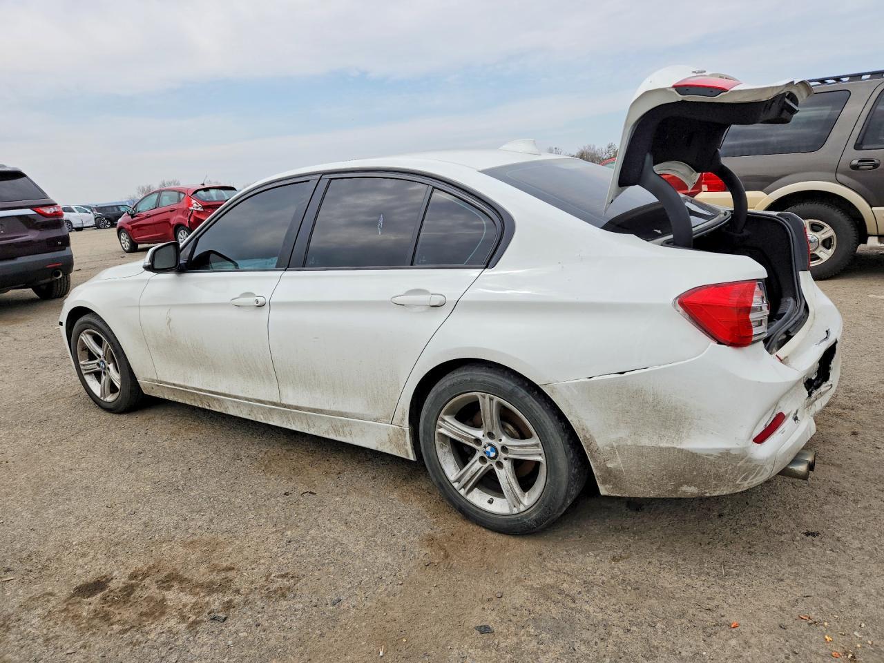 2015 BMW 328 Xi Sulev - zdjęcie 2