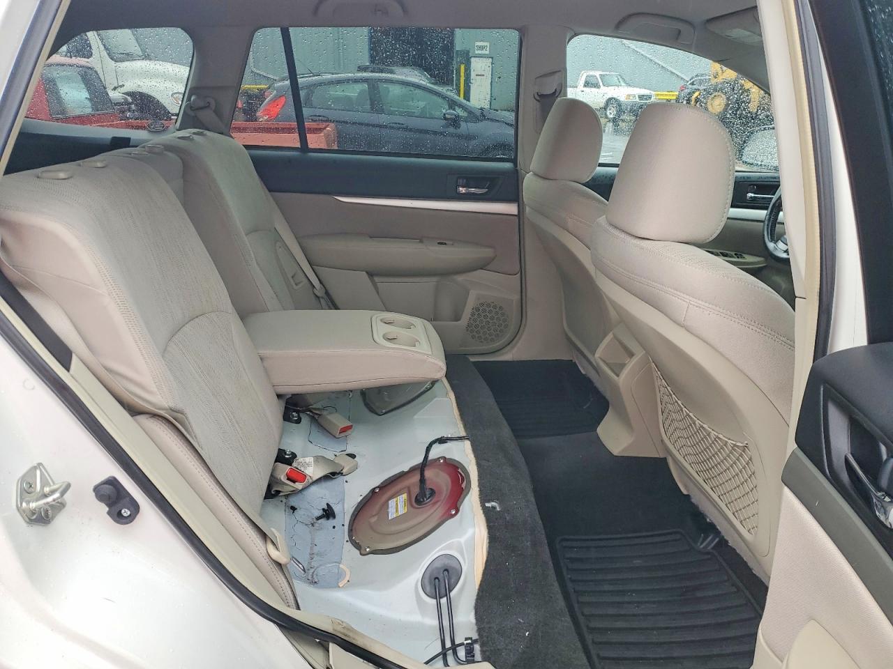 2013 Subaru Outback 2.5I Premium - zdjęcie 10