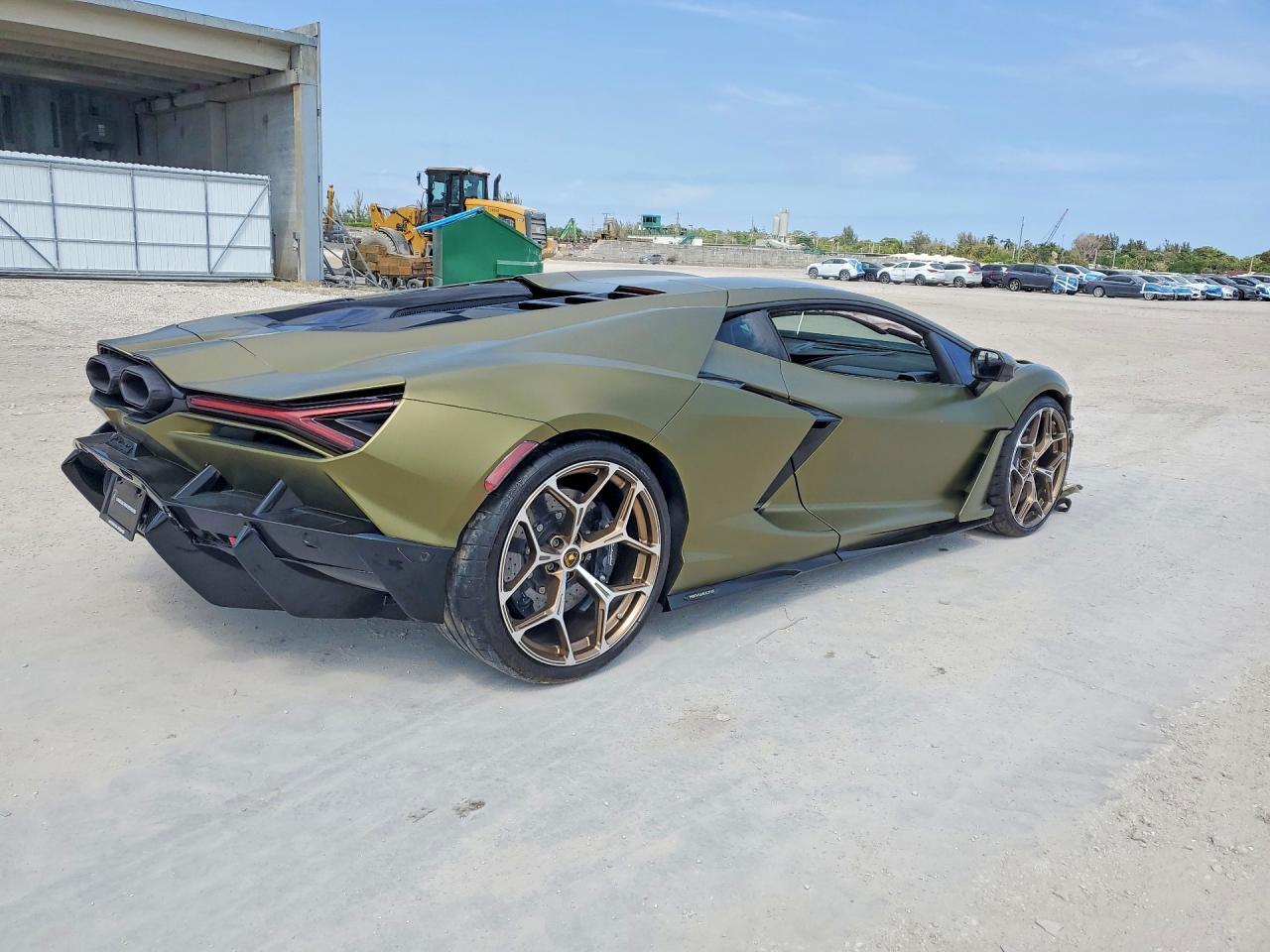 2025 Lamborghini Revuelto - zdjęcie 3