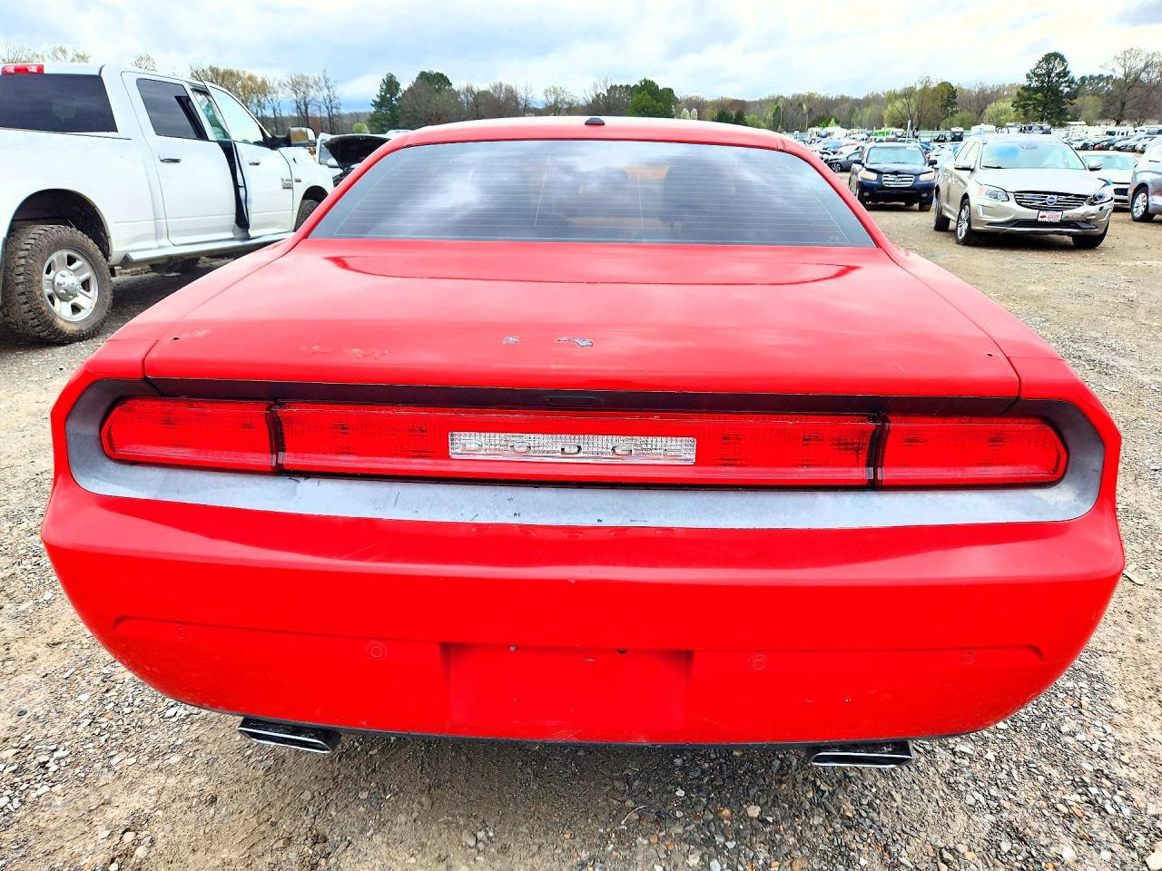 2014 Dodge Challenger Sxt - zdjęcie 6
