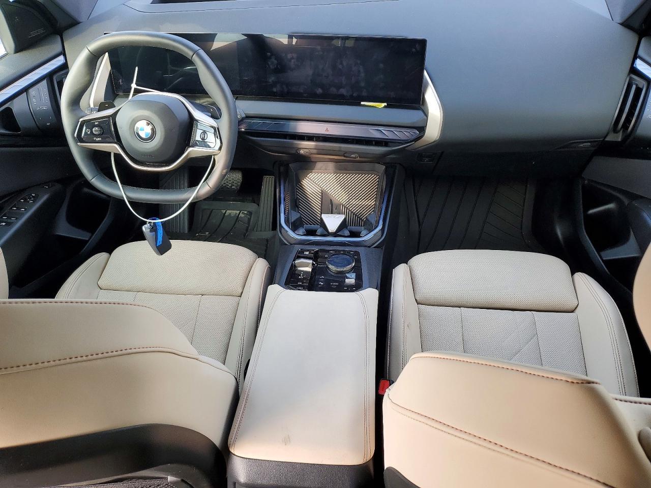 2025 BMW X3 30 xDrive - zdjęcie 8