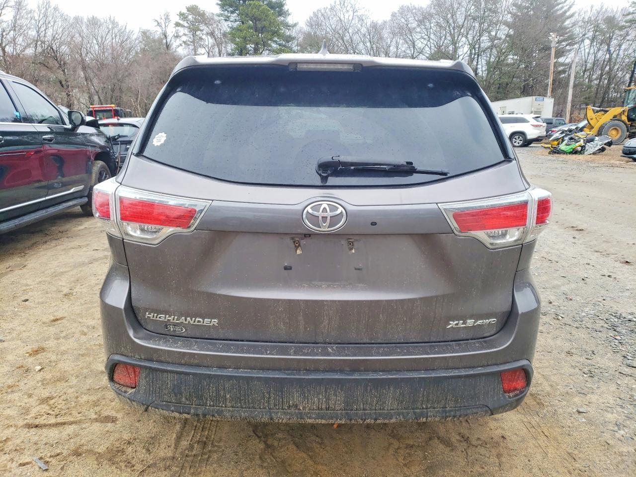 2016 Toyota Highlander Xle - zdjęcie 6