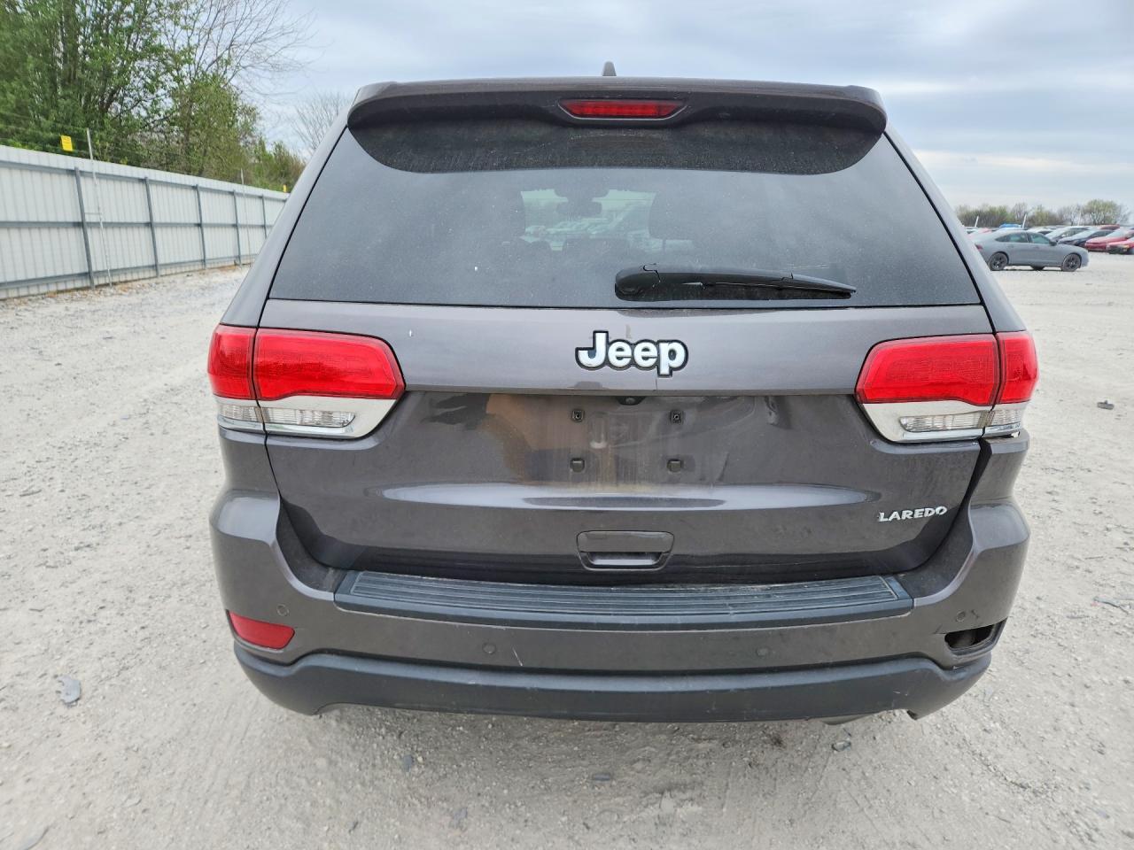 2018 Jeep Grand Cherokee Laredo - zdjęcie 6