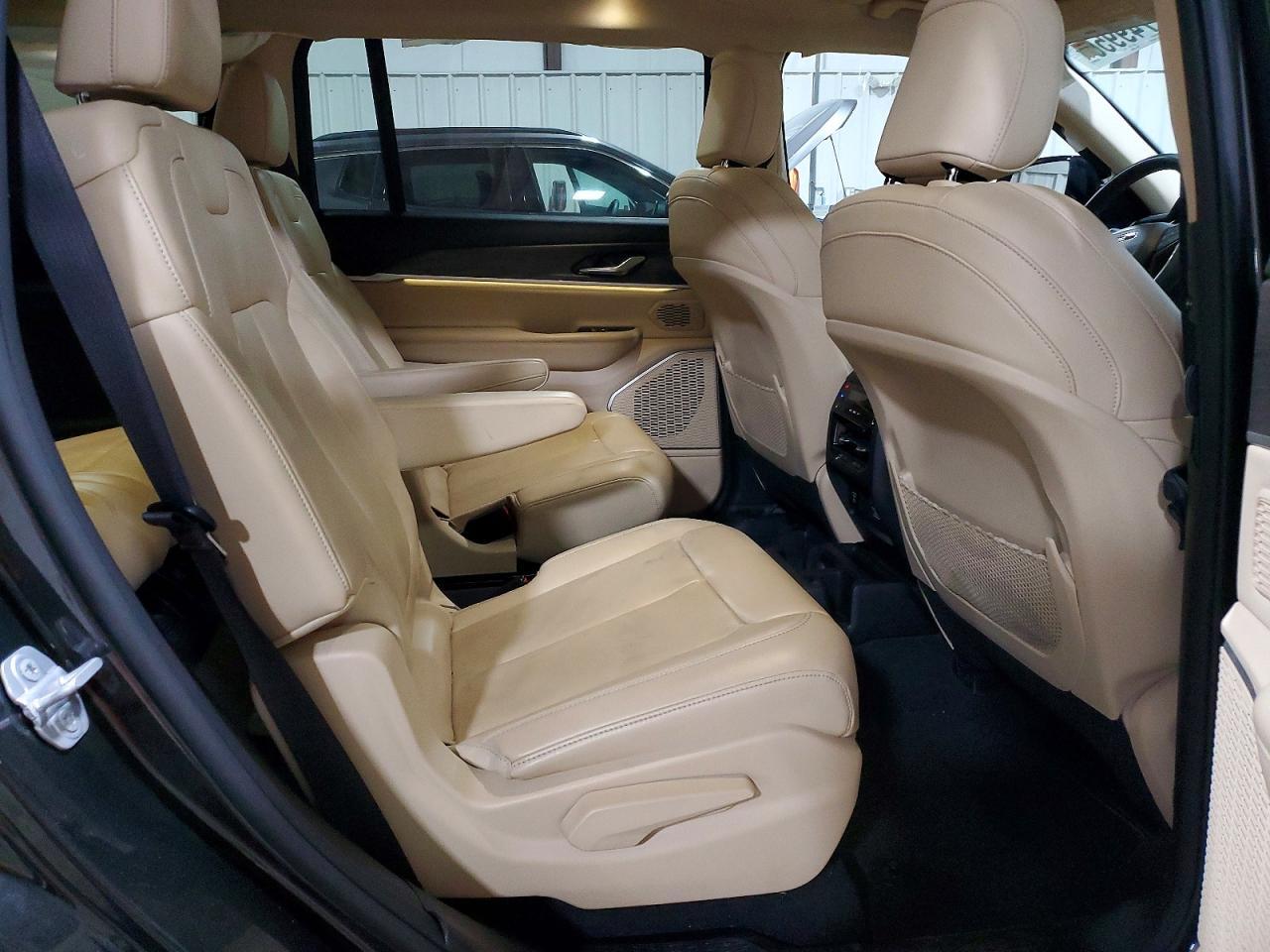 2022 Jeep Grand Cherokee L Limited - zdjęcie 11