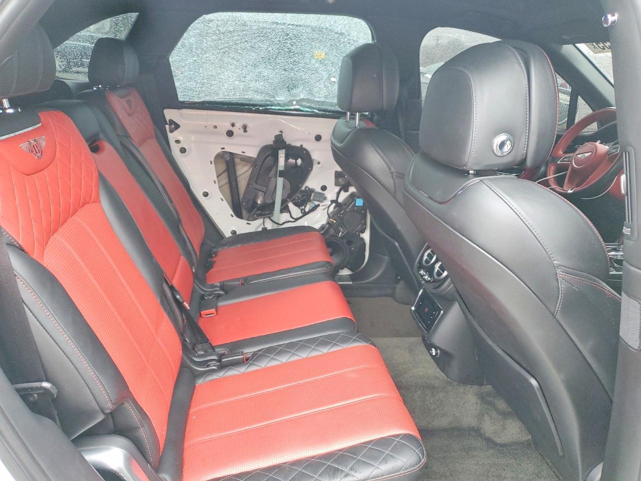 2018 Bentley Bentayga - zdjęcie 11